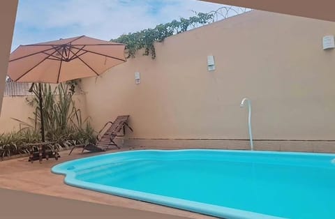 Linda casa em Araruama com piscina House in Araruama