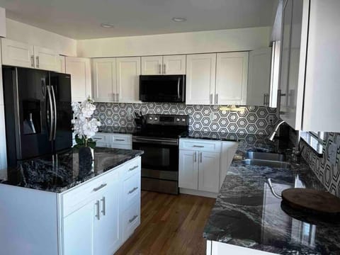 Charming Broomfield Home Close To Everything! House in Westminster