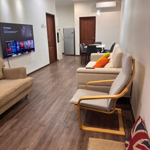 Communal lounge/ TV room, TV and multimedia, Living room, Seating area