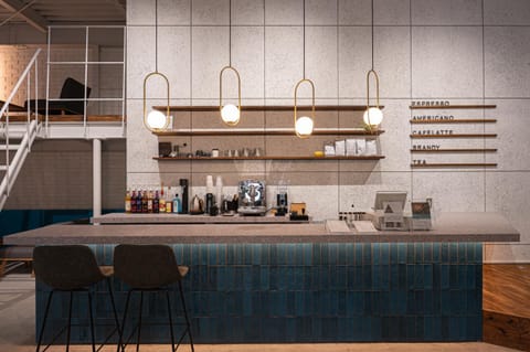 Restaurant/places to eat, Coffee/tea facilities, Kitchen or kitchenette, minibar, pet friendly