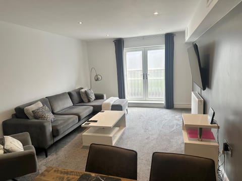 Silver Bay Apartment - Central, Private Parking Apartment in Cleethorpes