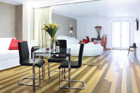 Decorative detail, Bedroom