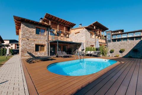 Patio, Pool view, Swimming pool, sunbed