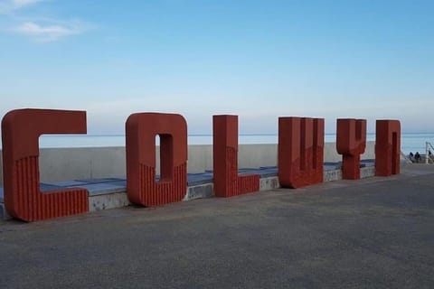 Nearby landmark, Natural landscape