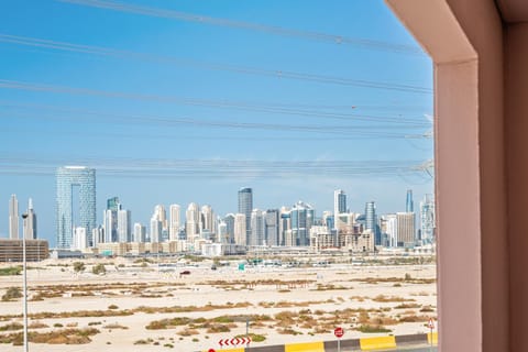 Sunny Studio Perfect For Discovery Gardens Stays Apartment in Dubai