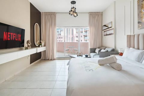 Sunny Studio Perfect For Discovery Gardens Stays Apartment in Dubai