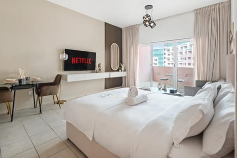 Sunny Studio Perfect For Discovery Gardens Stays Apartment in Dubai