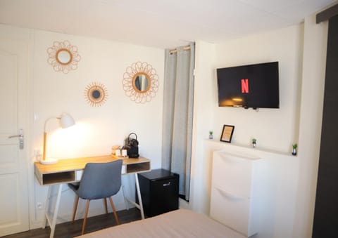 TV and multimedia, Seating area, internet