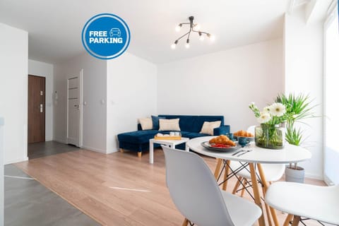Kitchen or kitchenette, Living room, Seating area, Dining area, Parking
