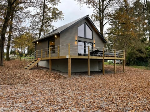 Property building, Day, Garden
