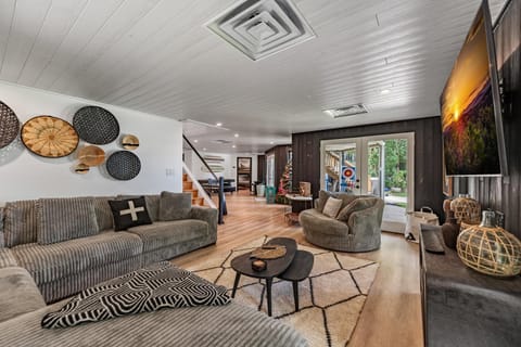 Blue Ridge Lake Home with Hot Tub in Morganton! House in Morganton