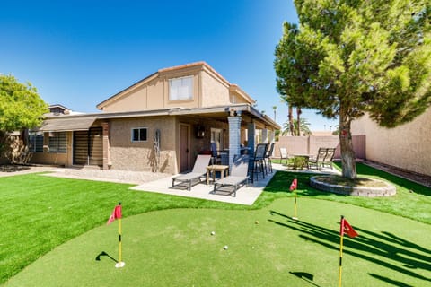 Private Putting Green and Patio Sun Lakes Home! House in Sun Lakes