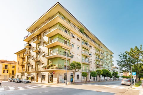 Property building, Neighbourhood, Street view, Parking