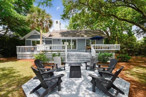 35 Full Sweep- Ideal Layout, Pool, Lagoon View, Game Room, FREE Activities Included House in Hilton Head Island