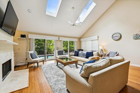 4 Catboat- 2nd Row, Large Private Pool, Pet Friendly, FREE Activities Included House in Hilton Head Island