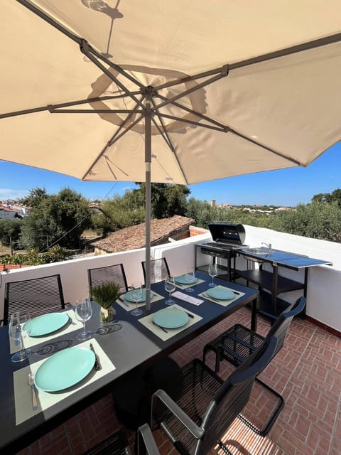 Patio, BBQ facilities, Balcony/Terrace, Dining area