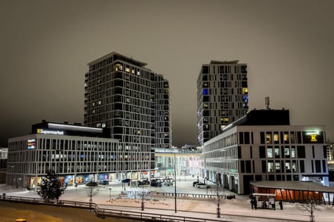 Property building, Night, Location