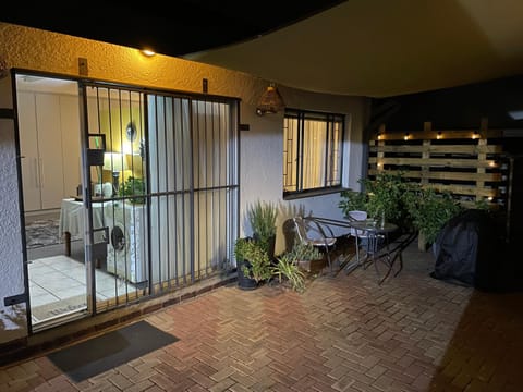 Night, Balcony/Terrace
