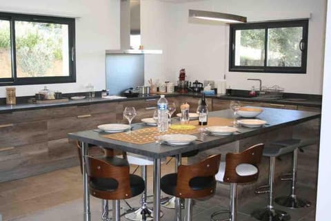 Villa avec vue panoramique mer et montagne House in Propriano