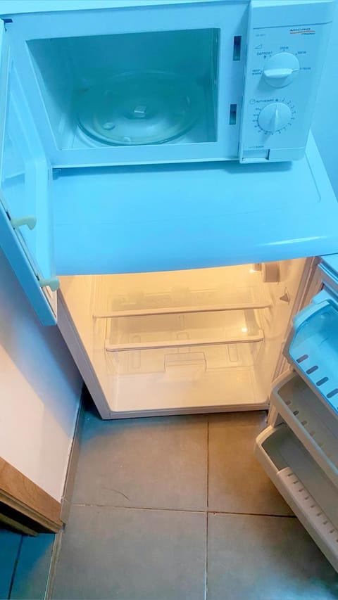 Fertile 101 Apartment in Charleroi