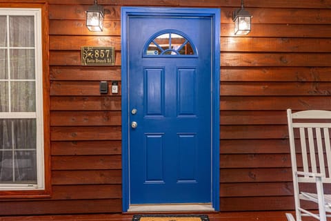 Diamond Creek Cabin Cabin in Swain County