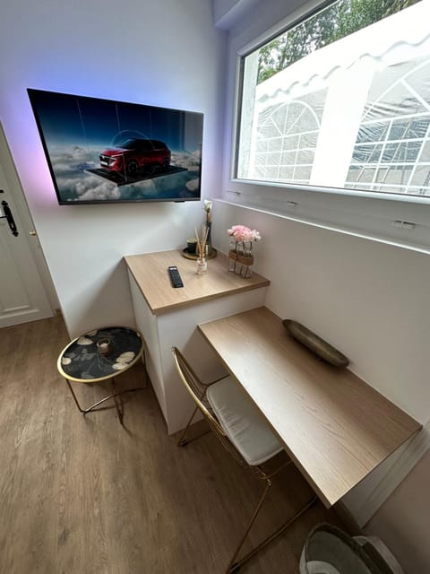 Chambre indépendante rénovée proche DisneyLand Paris Bed and Breakfast in Île-de-France