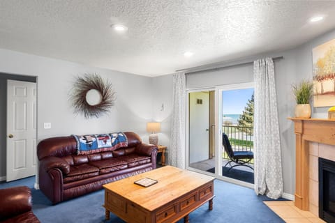 Tennis Building Condo #310 House in Garden City