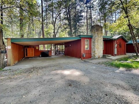 Blue Duck Lodge House in Ruidoso