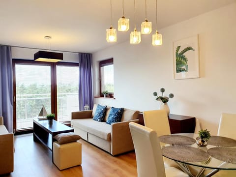 Apartament z prywatnym tarasem na dachu i widokiem na morze Apartment in Wladyslawowo