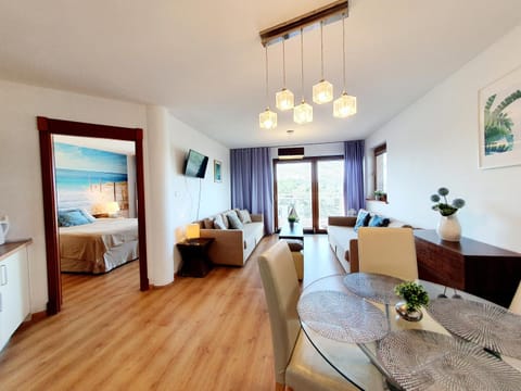 Apartament z prywatnym tarasem na dachu i widokiem na morze Apartment in Wladyslawowo