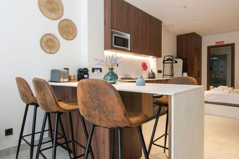 VLC HOST - Luz Casanova Apartment in Valencia