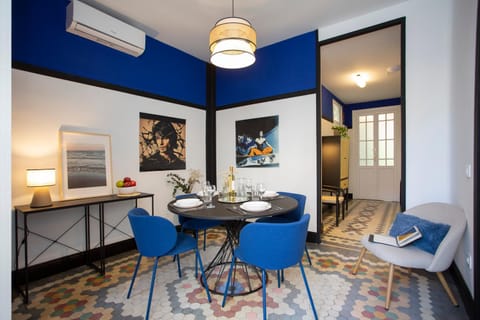 Living room, Dining area, air conditioner