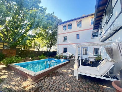 Property building, Swimming pool