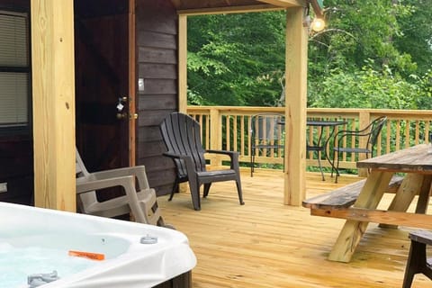 Little Goldies House in Swain County