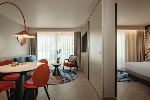 Living room, Seating area, Dining area