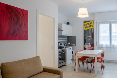 Kitchen or kitchenette, Living room, Dining area