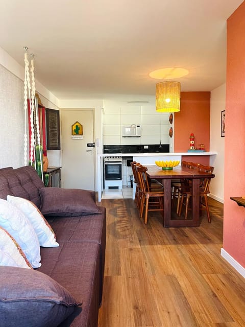 Kitchen or kitchenette, Living room, Dining area, oven, stove