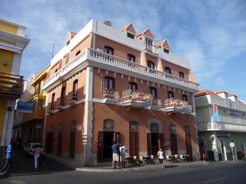 Property building, Facade/entrance, Facade/entrance, City view