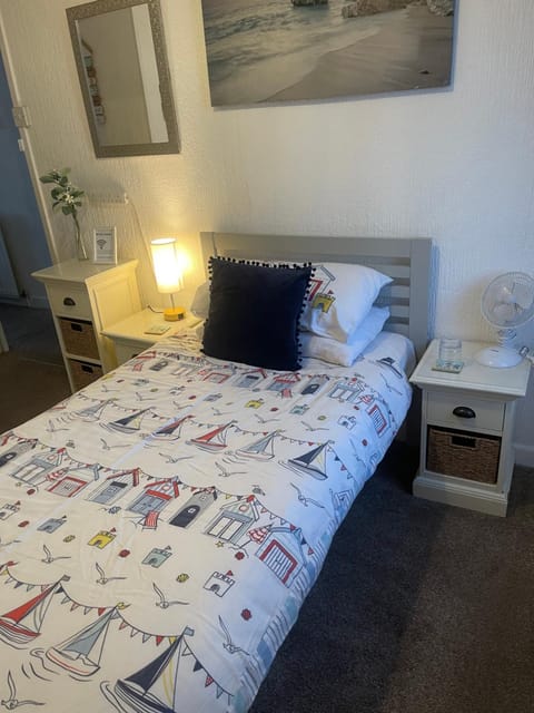 Beachcomber Guesthouse Bed and Breakfast in Weymouth