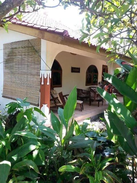 Property building, Patio, Day