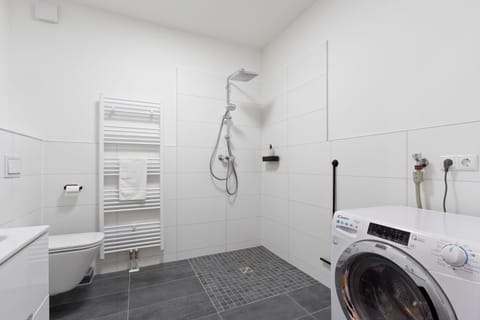 Shower, Bathroom, washing machine, dryer