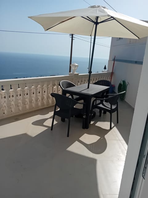 Patio, View (from property/room), Balcony/Terrace, Seating area, Sea view