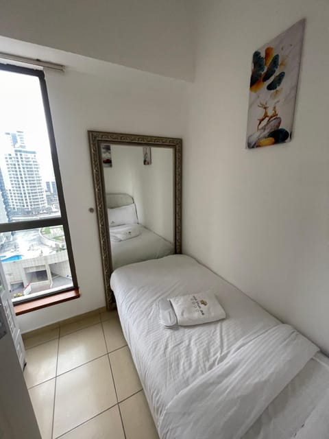 Four Stars Dubai Marina JBR Hotel in Dubai