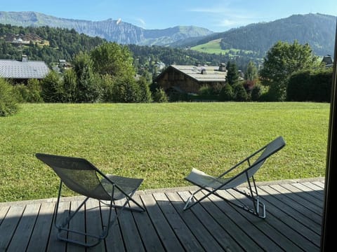 Garden, Balcony/Terrace, Mountain view