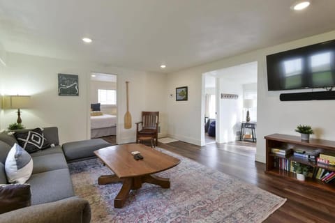 Laketown Cottages Blue Anchor House in Rockaway Beach