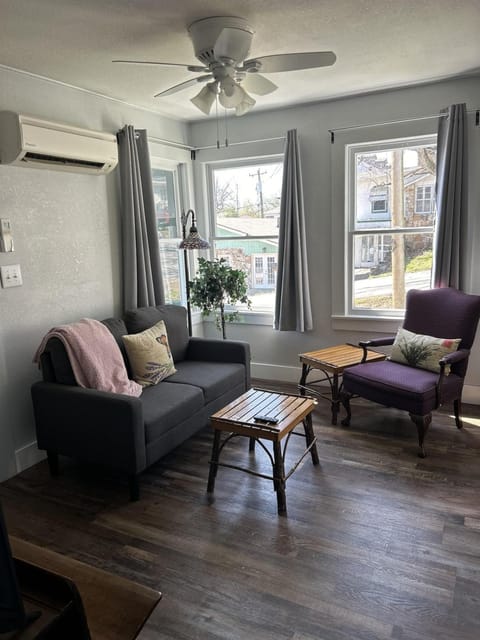 Historic Water Edge #6 - Lakeview House in Rockaway Beach