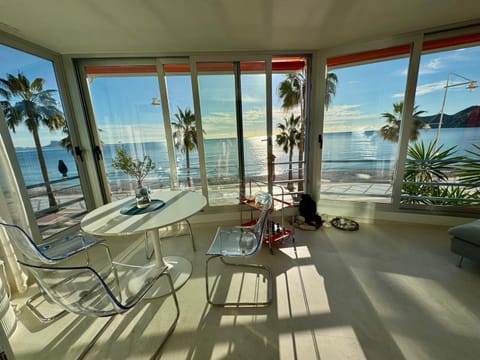 Day, Natural landscape, Balcony/Terrace, Mountain view, Sea view
