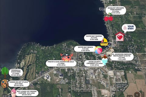 Modern Home Walk to Downtown, Hot Tub & GameRoom House in Sister Bay