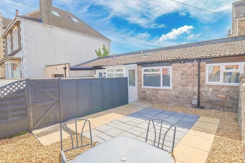 Clifton Sands House in Weston-super-Mare