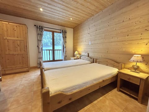 Chalet indépendant avec spa, sauna et cheminée à Notre-Dame-de-Bellecombe - 10 pers - FR-1-595-102 Chalet in Notre-Dame-de-Bellecombe